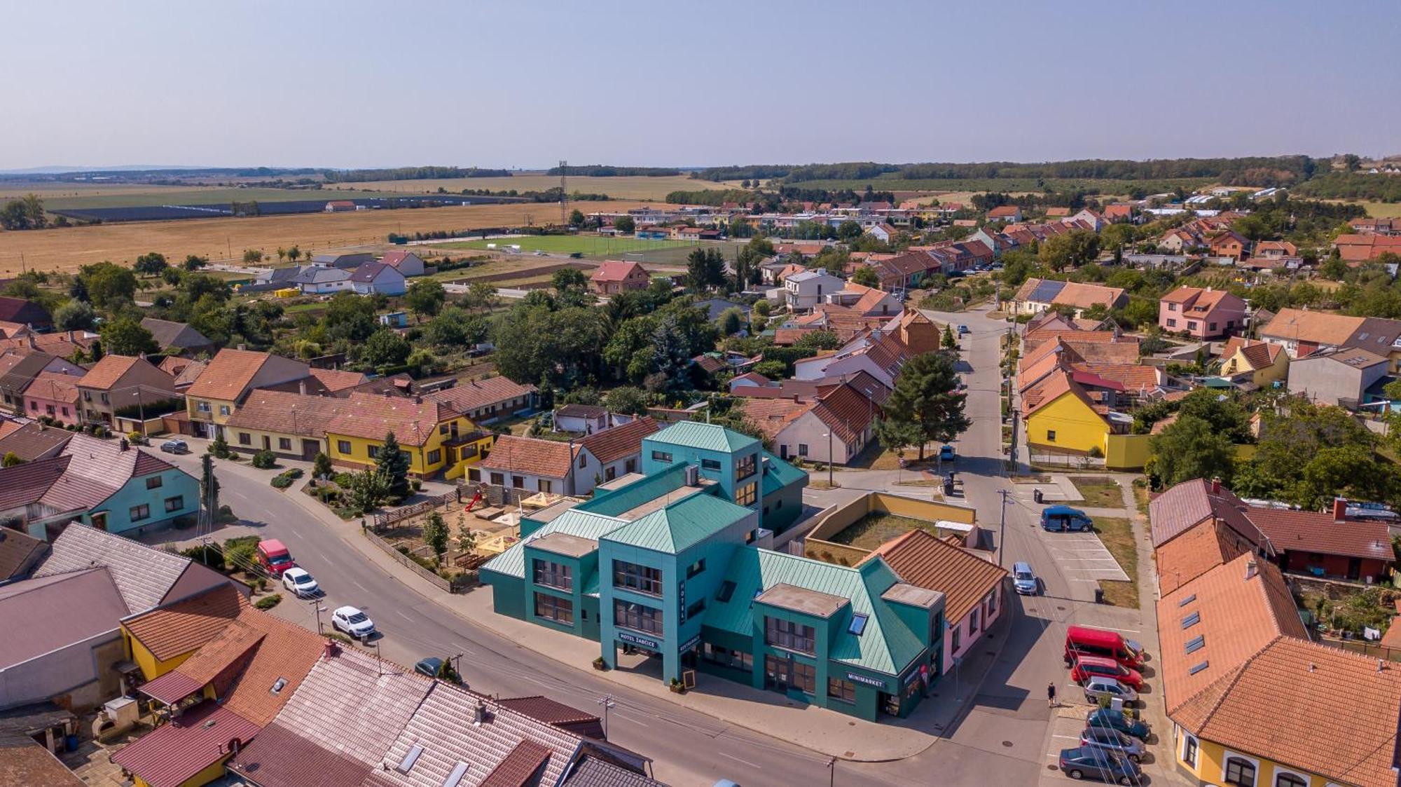 Hotel Zabcice Zewnętrze zdjęcie